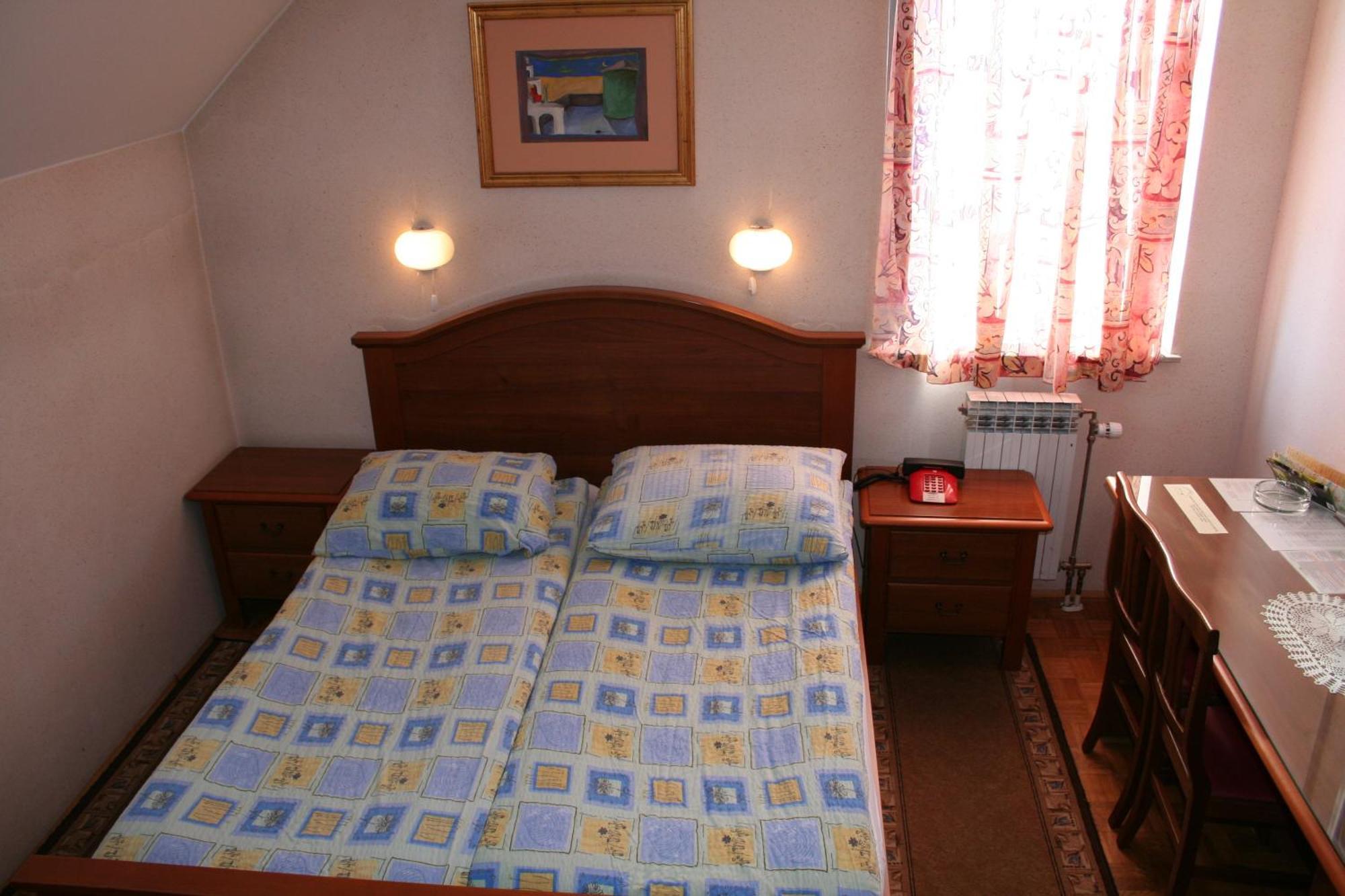 Guesthouse Janez Марибор Екстериор снимка