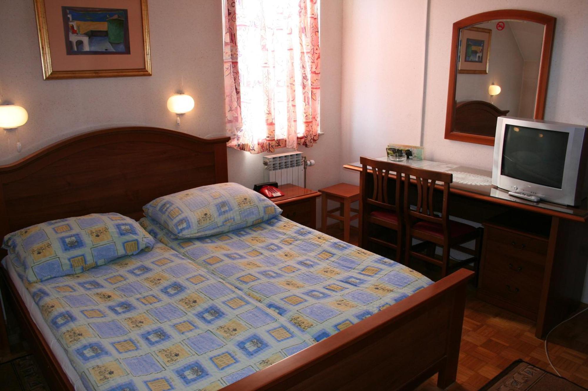 Guesthouse Janez Марибор Екстериор снимка