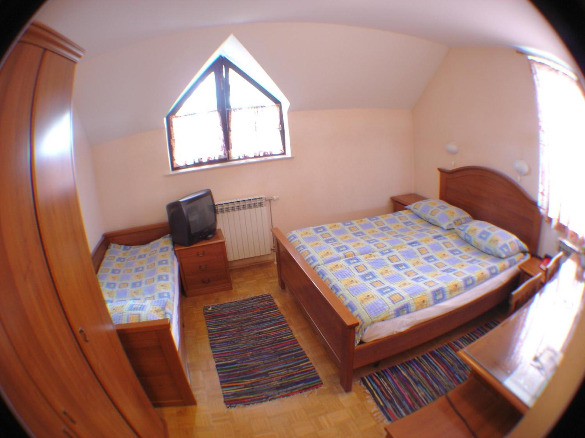 Guesthouse Janez Марибор Екстериор снимка